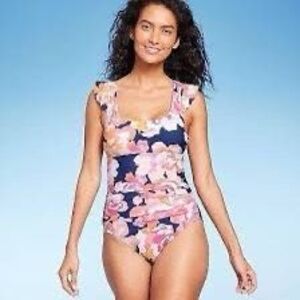Women's Full Coverage Floral Ruffle size medium One Piece Swimsuit new